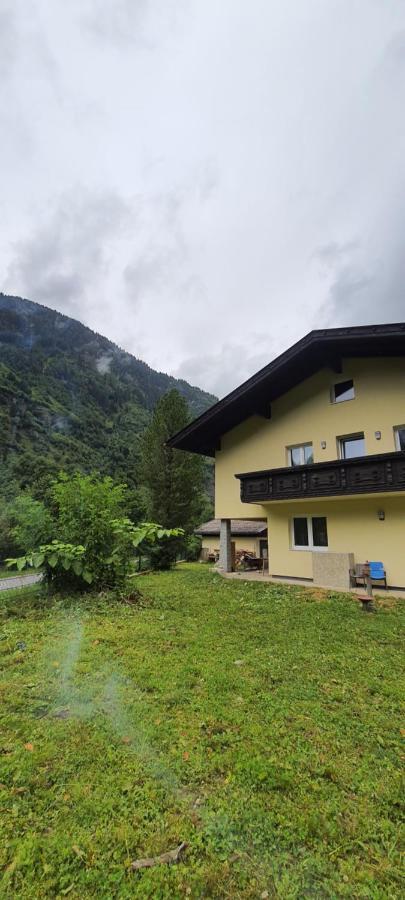 Haus Nani Lägenhet Bad Gastein Exteriör bild
